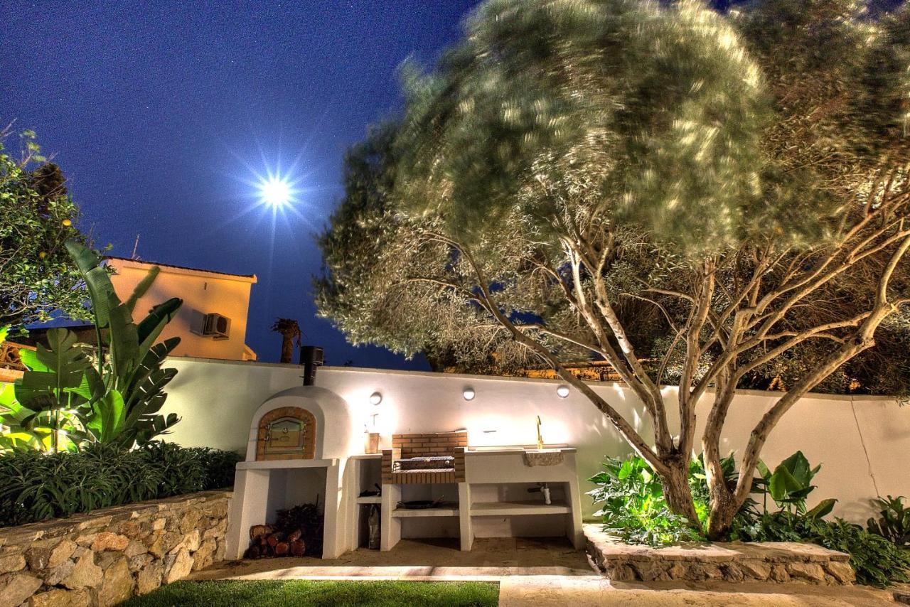 Villa Mas Tranquila - A Stylish Villa With Pool 150 M From The Beach Conil De La Frontera Exteriér fotografie