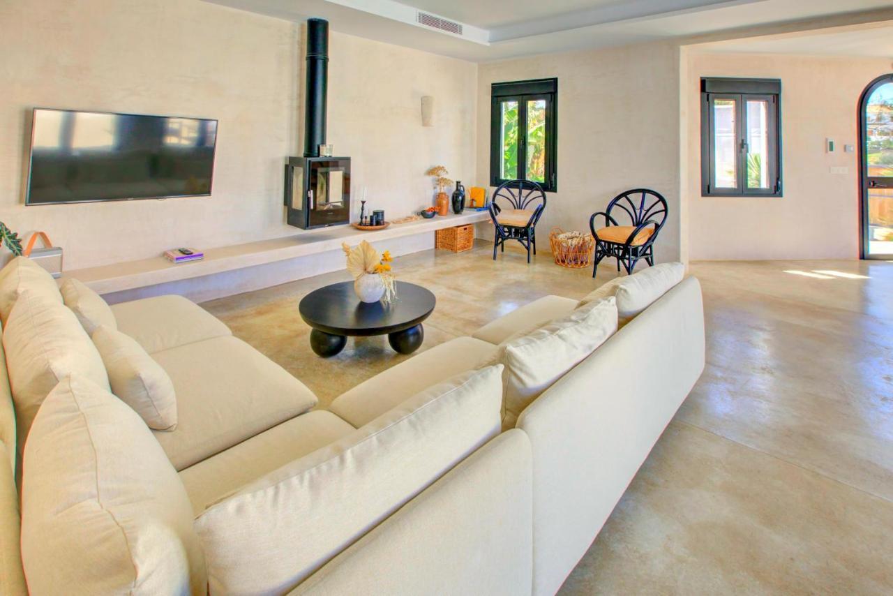 Villa Mas Tranquila - A Stylish Villa With Pool 150 M From The Beach Conil De La Frontera Exteriér fotografie