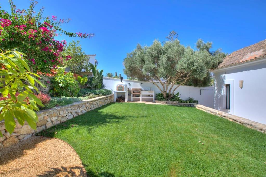 Villa Mas Tranquila - A Stylish Villa With Pool 150 M From The Beach Conil De La Frontera Exteriér fotografie